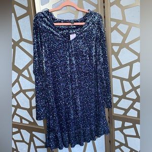 Velvet long sleeve dress